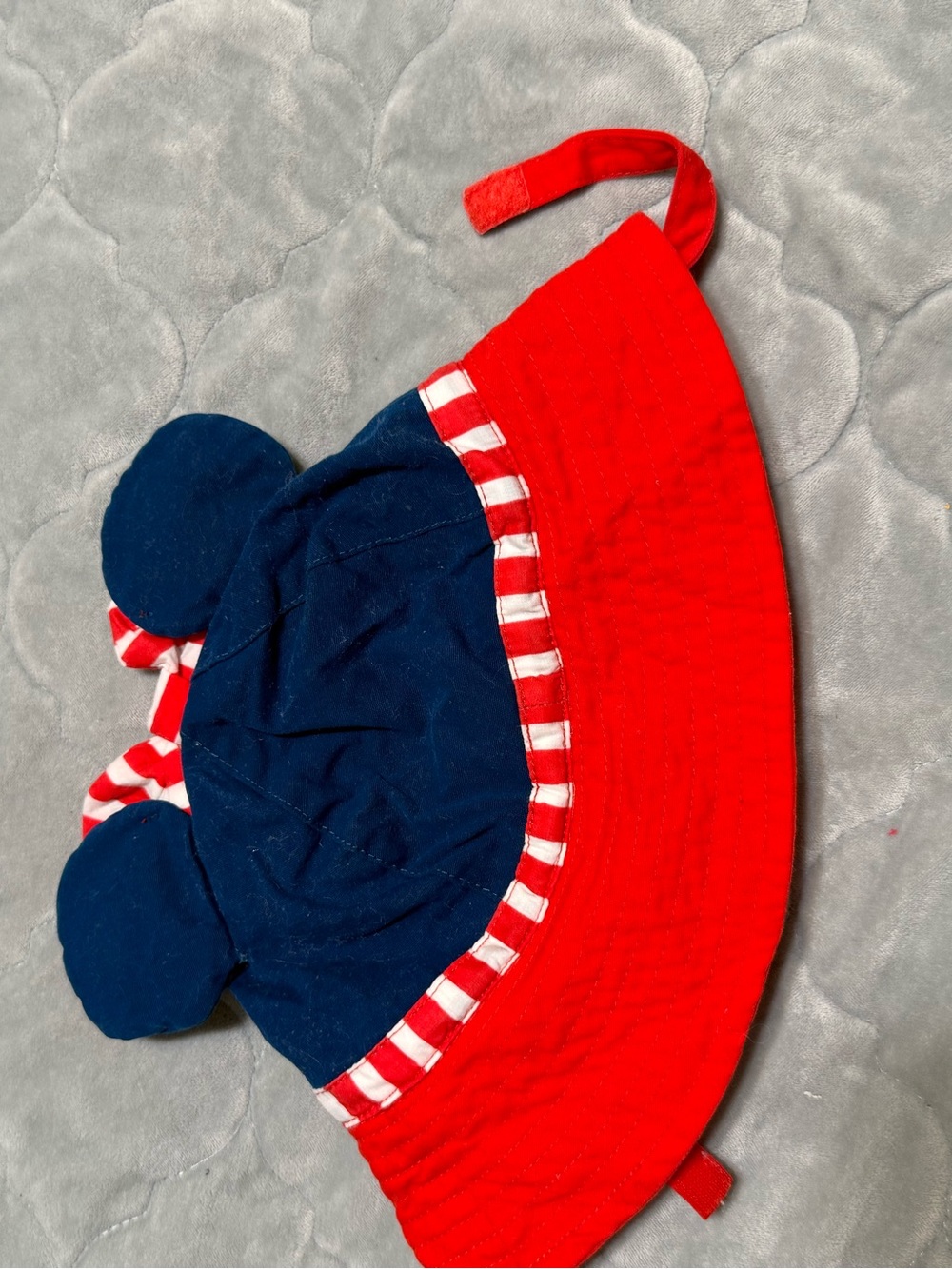 Disney Baby UPF 50+ Sunhat 0 - 6 M Minnie Mouse Summer red blue swim - Picture 2 of 4